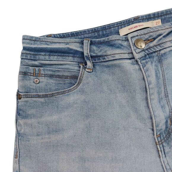 Levi's Jeans Womens 27 Blue Ribcage Boot Light Wash Stretch Ride Comfort Denim - Picture 8 of 11